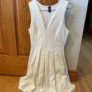 Windsor white dress